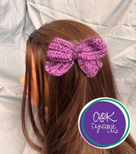 Load image into Gallery viewer, Hand Knit Bowie