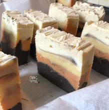 Load image into Gallery viewer, Vivid Vegan Soaps
