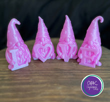 Load image into Gallery viewer, Decorative Love Gnomes Set, Large
