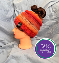 Load image into Gallery viewer, Bunnie Beanie
