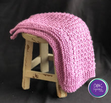 Load image into Gallery viewer, Hand knit Washcloth | Dynamic Duo Shop
